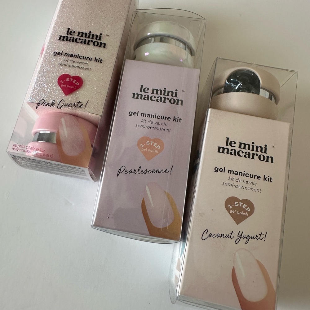 Le Mini Macaron Gel Manicure Kit - Pink Quartz, Pearlescence, Coconut Yogurt